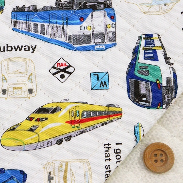 クールトレイン電車柄／オフホワイト【全針キルティング生地】