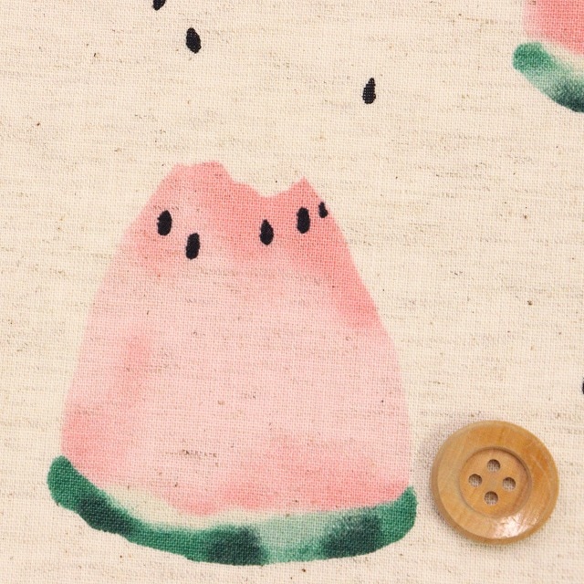 すいか柄/生成り【コットンリネンシーチング生地】