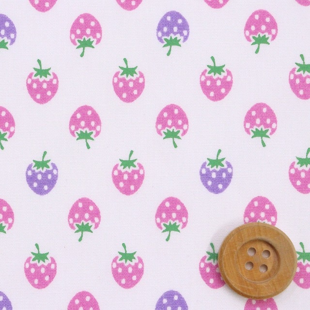 ★SALE★2色のいちご柄/パープル＆ライトピンク【ブロード生地】