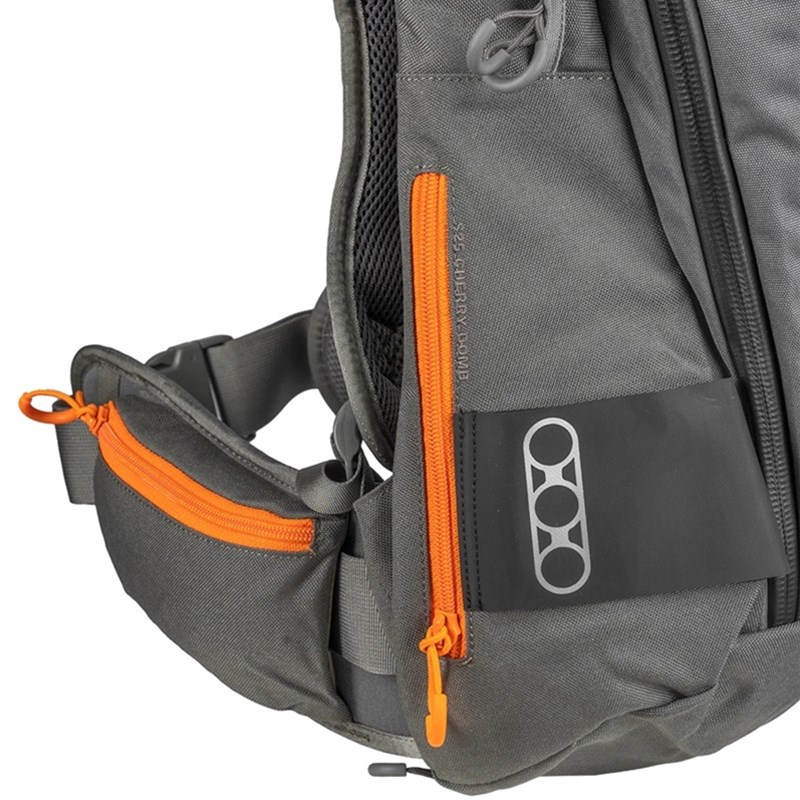 Eberlestock バックパック CHERRY BOMB