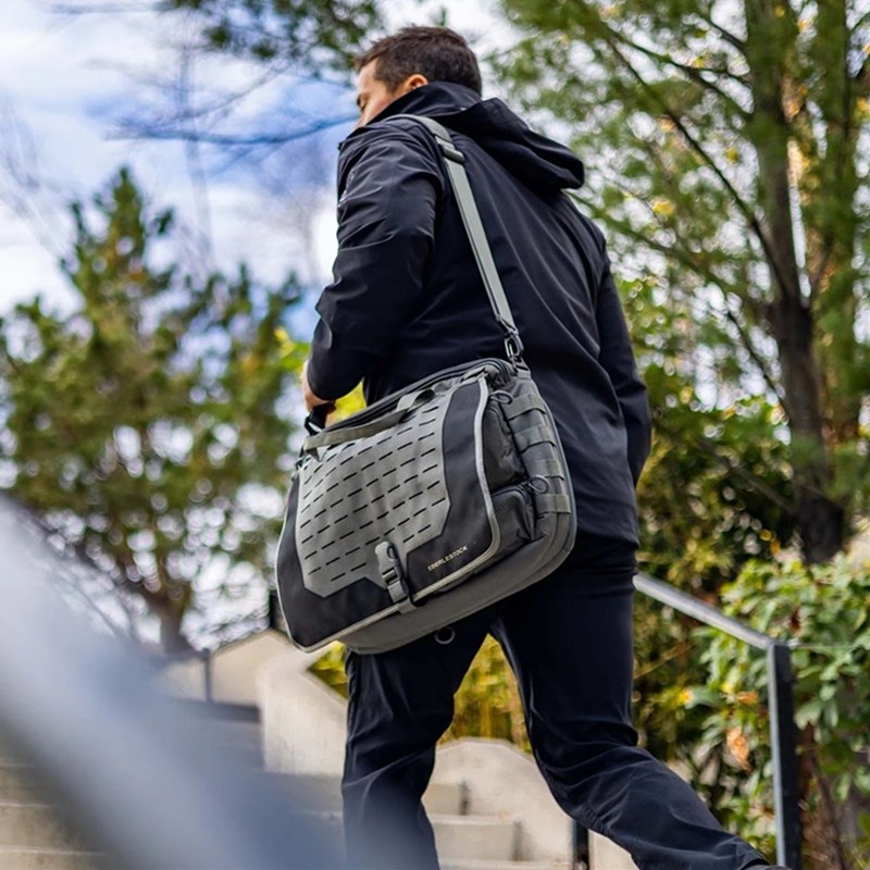 Eberlestock ブリーフバッグ COMBAT OFFICE BRIEF