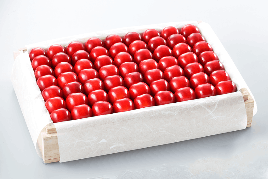 特選 やまがた紅王（桐箱）2Lサイズ以上/約1100g