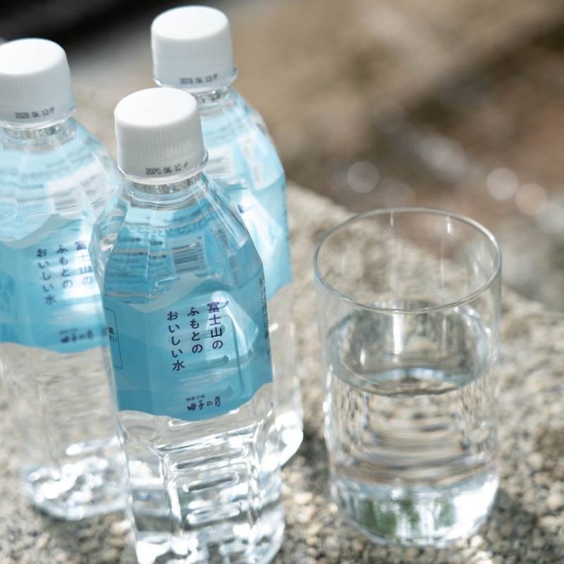 富士山のふもとのおいしい水【送料込み】