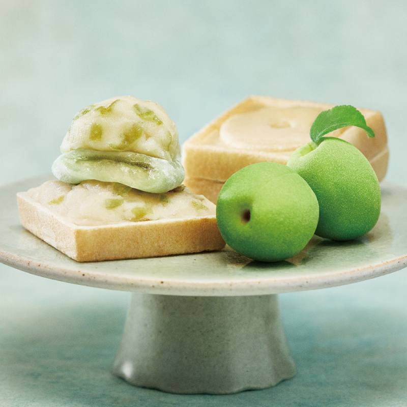 富士山暦もなか＆田子の月もなか(6月限定：青梅) 8個入