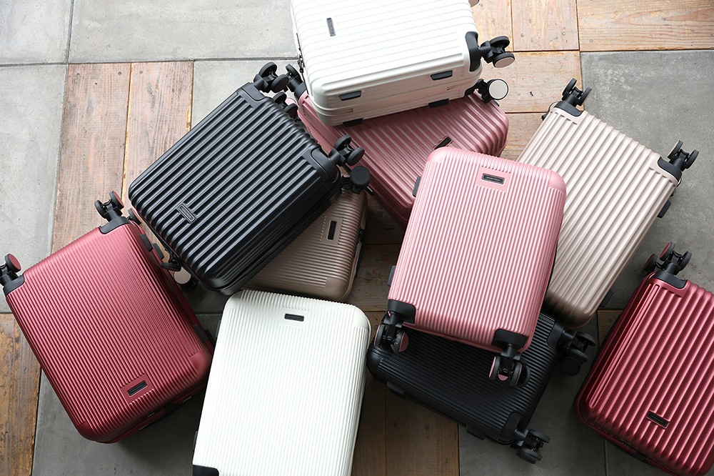 ★在庫一掃 SALE★ BRIGHTECH ブライテック スーツケース 機内持ち込み/ Sサイズ/Mサイズ ワンタッチ交換サイレントサスペンションキャスター