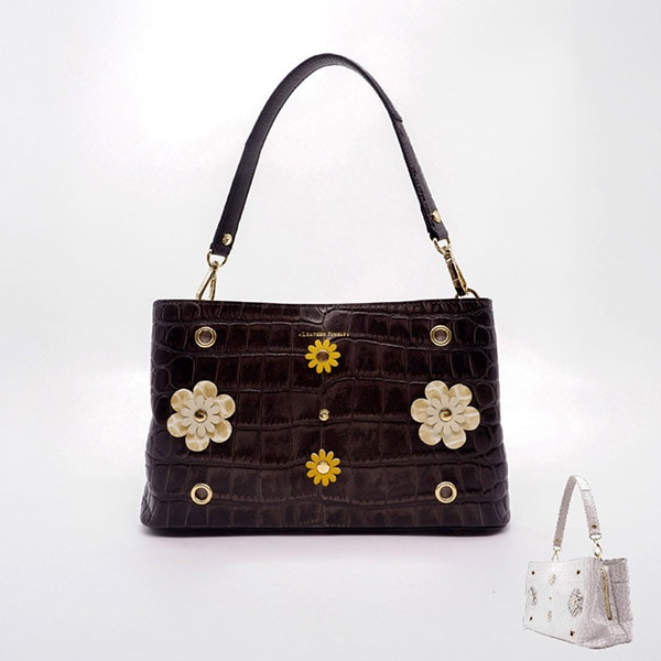 型押し牛革 フラワーモチーフバッグポシェット