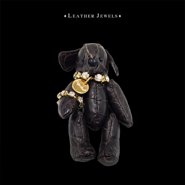 クロコダイル ドッグチャーム　ダークブラウン