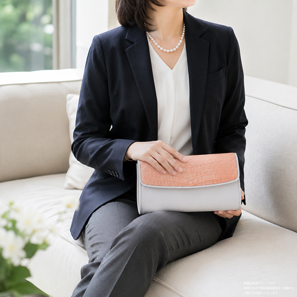 牛革×クロコダイル　ボンサンスコラボバッグ　ライトグレー×バーントピンク