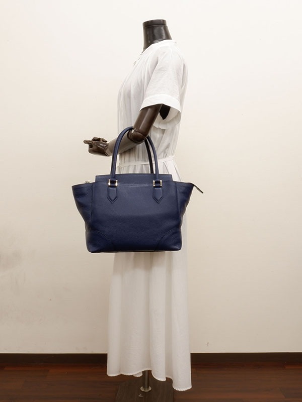 シュリンクカーフ 二本手バッグ　ネイビー