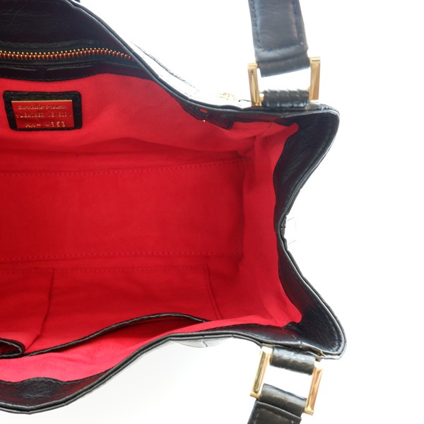 クロコダイル　二本手ハンドバッグ　ブラック