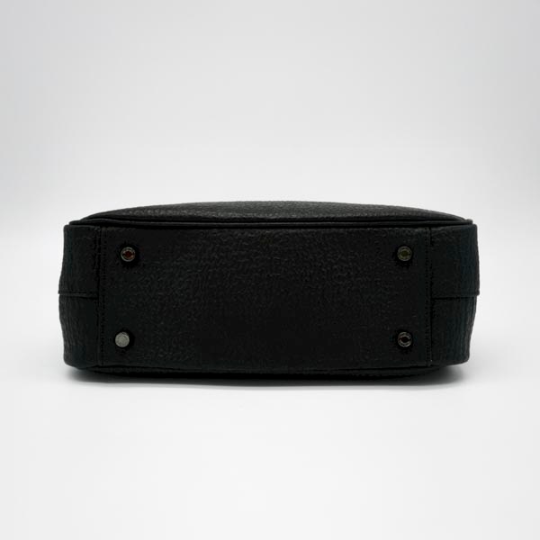 【キャリー品】シャーク カブセハンドバッグ　ブラック