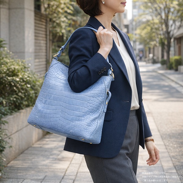 型押し牛革 一本手トートバッグ ブルー