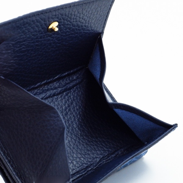 【OUTLET品】 クロコダイル 三つ折り財布 ブルー