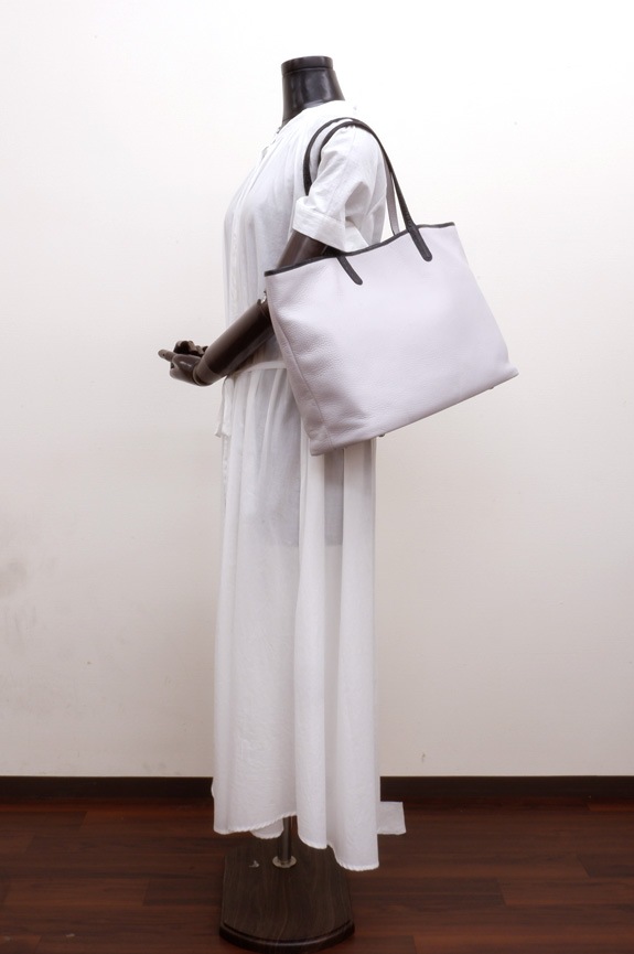 牛革×クロコダイル スクエアトートバッグ ライトグレー