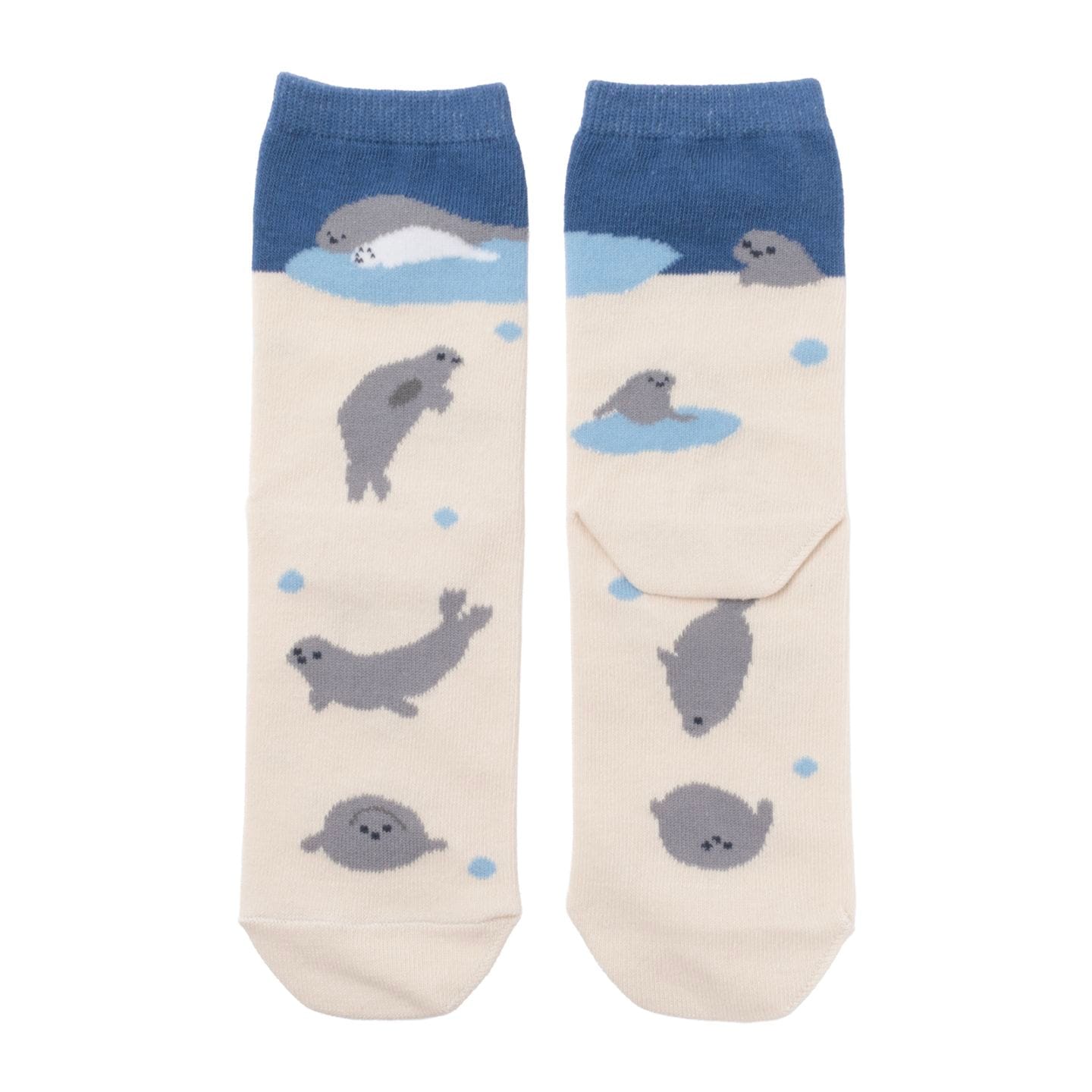 靴下 minaco sakamoto (アザラシ)