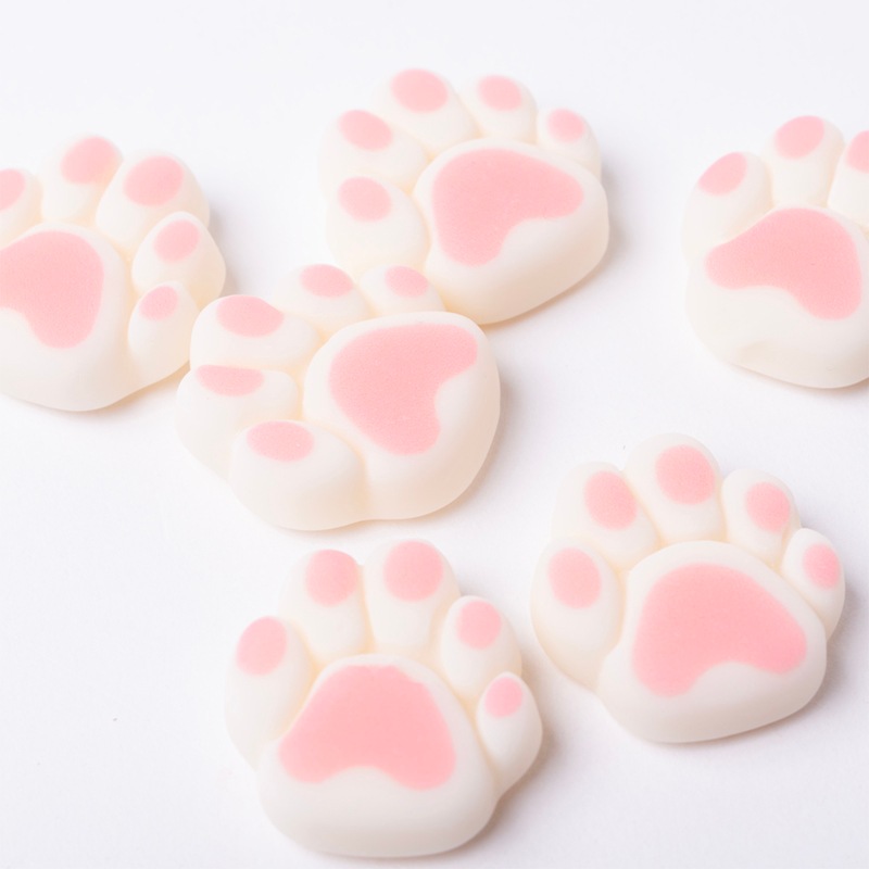 カワウソ肉球グミ