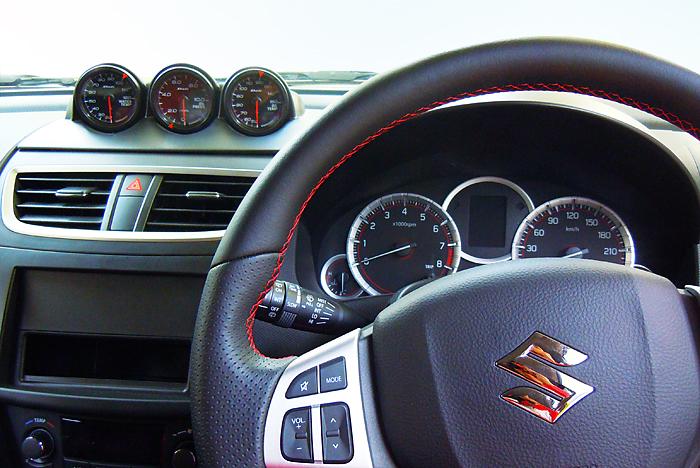 新品　MSE3連メーターポッド　スイフトスポーツ　ZC32　ZC72　ZD72 MONSTERSPORT[モンスタースポーツ][MSE3連メーターポッド(φ60