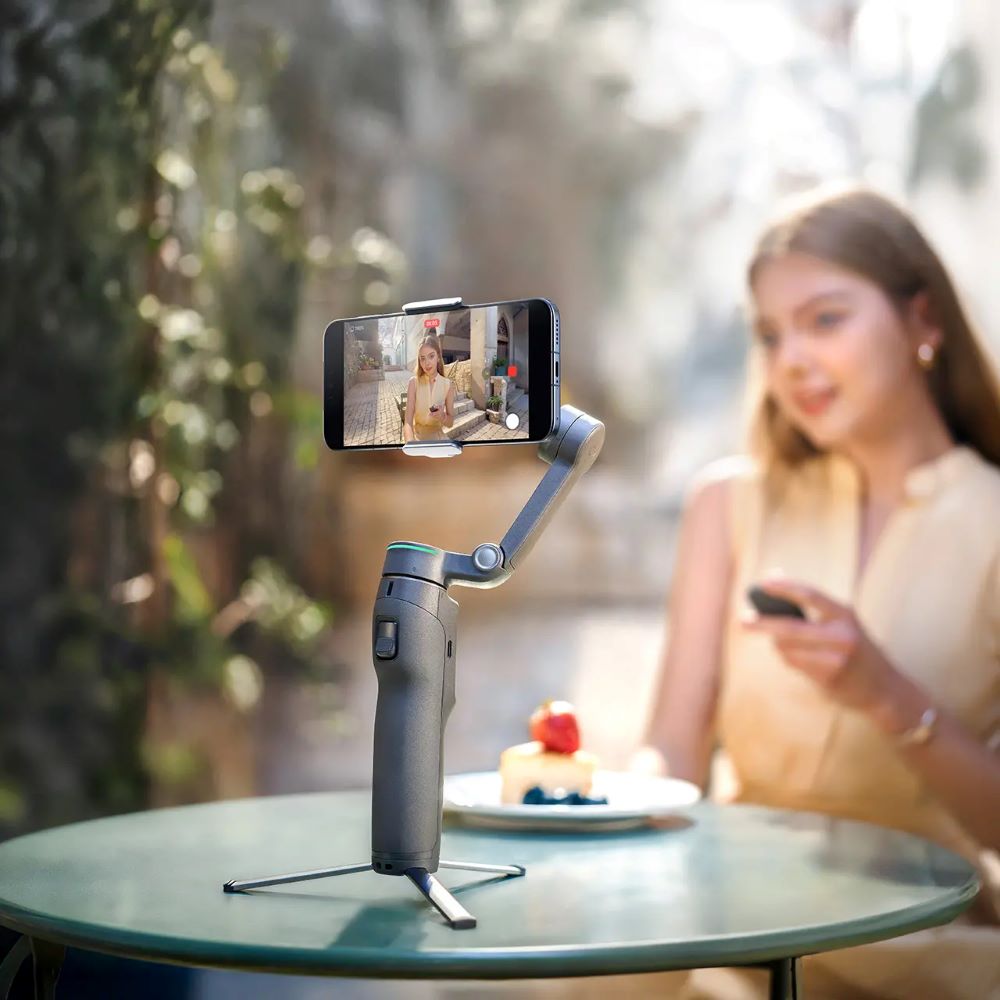 DJI［Osmo Mobile 8P スタンダードコンボ］スマホ用ジンバル OMA617