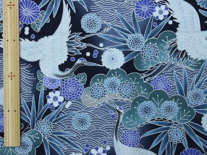 開花シリーズ 銀彩に鶴に笠松笹に菊と青海波文様 全4色 110cm幅 10cm
