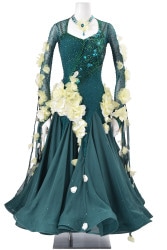 ✿昨年フルオーダースタンダードドレス　緑陰　チャコット　タカダンス　ジャンティ ✿昨年フルオーダースタンダードドレス 緑陰 チャコット