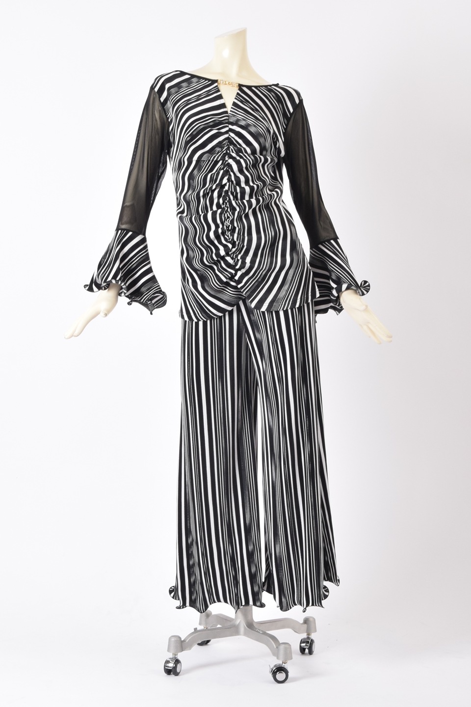 �֥饦�� KRBL767��|���Ҹ���󥹡��������󥹡���å��󥦥�����������