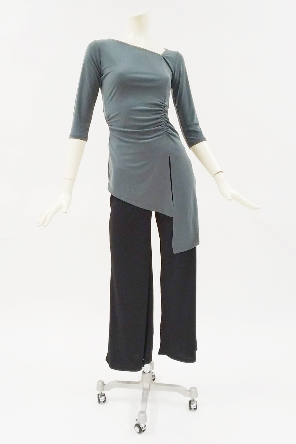 �֥饦�� KRBL825��|���Ҹ���󥹡��������󥹡���å��󥦥�����������