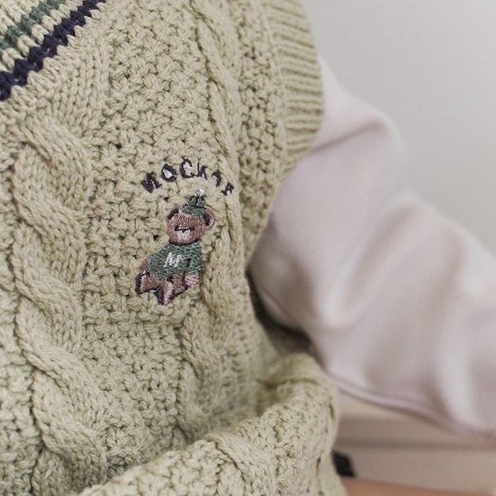 25年製 美品 かぐれ ドット刺繍ウールガーゼビブ ベスト mocmof テディベアニットベスト | すべての商品 | TAKARAYA ONLINE