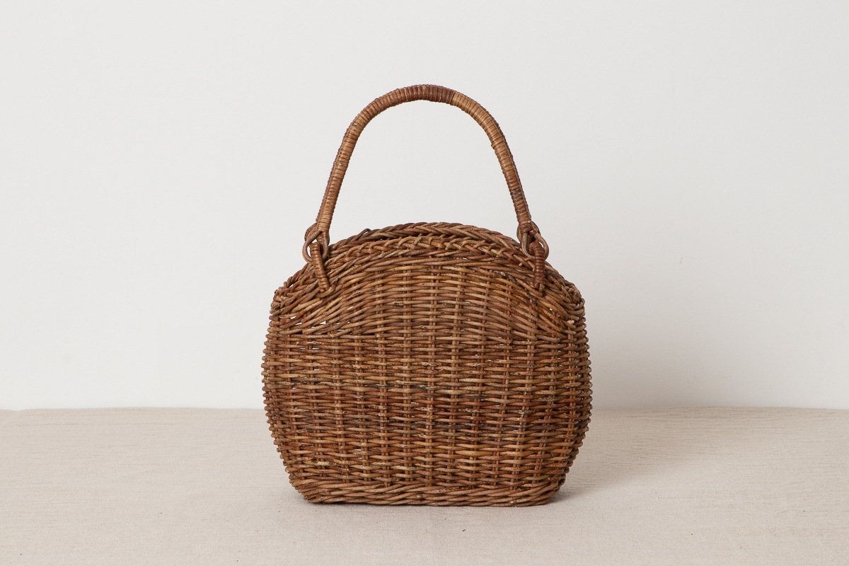 日本新品 あけび かごバッグ 貴重 | cult.cohorted.co.uk