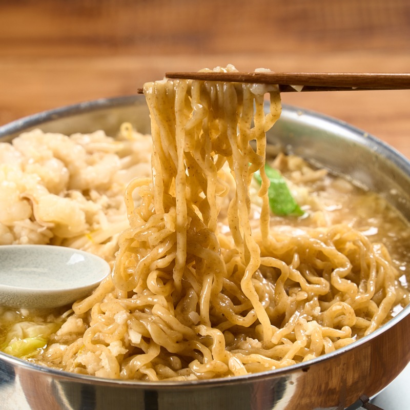 【TAKUNABE】極中華蕎麦ひろた監修「G系極牛もつ鍋」 2～3人前セット 全粒粉麺〆ラーメン付き