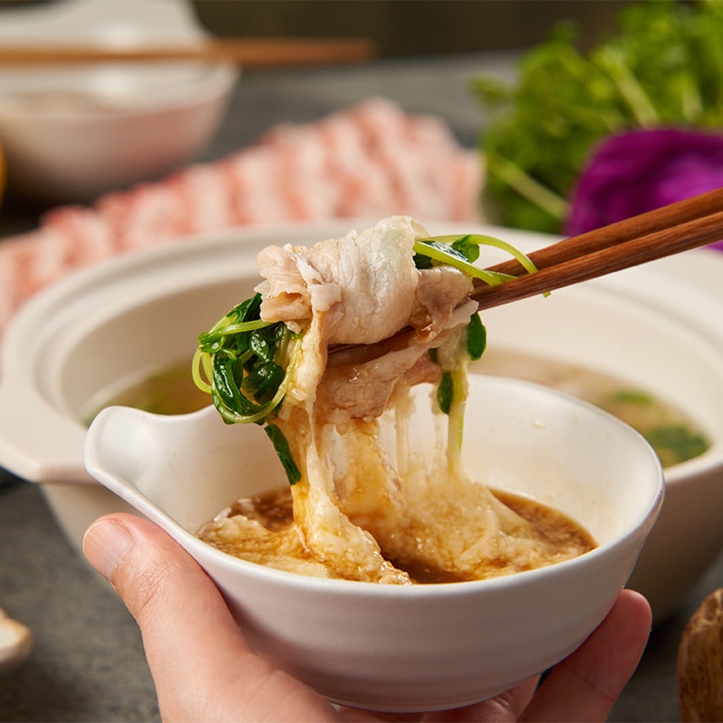 TSCUBICSHOPPING限定価格】秘伝醤油の国産牛もつ鍋＆麓山高原豚