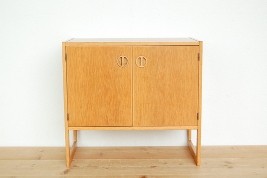 北欧家具 通販 デンマーク製 ビンテージ キャビネット