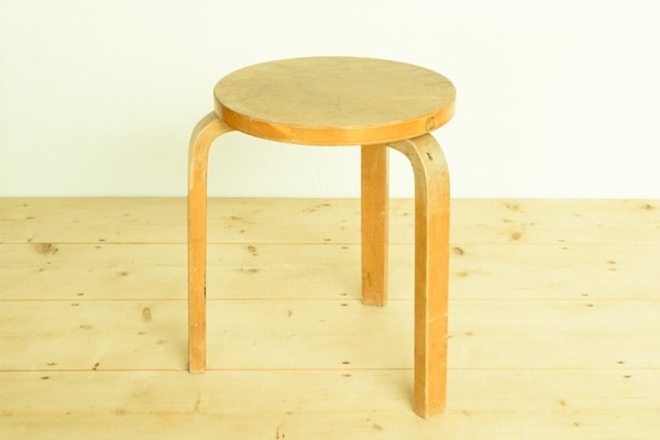 北欧家具 通販 フィンランド製 アルヴァ・アアルト スツール60 かっこいい