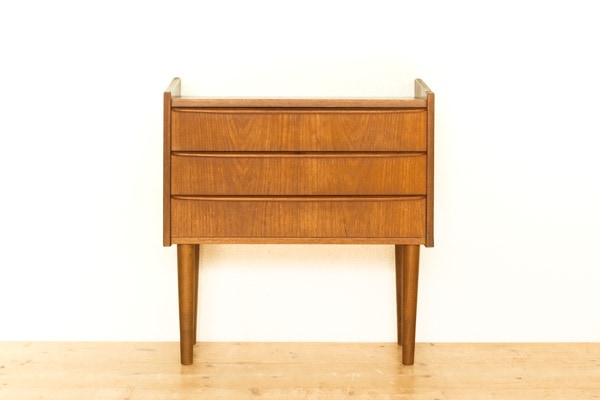 デンマーク製の北欧ビンテージ家具2段チェストです。 北欧ビンテージ家具/デンマーク チェスト 4段 チーク No.2