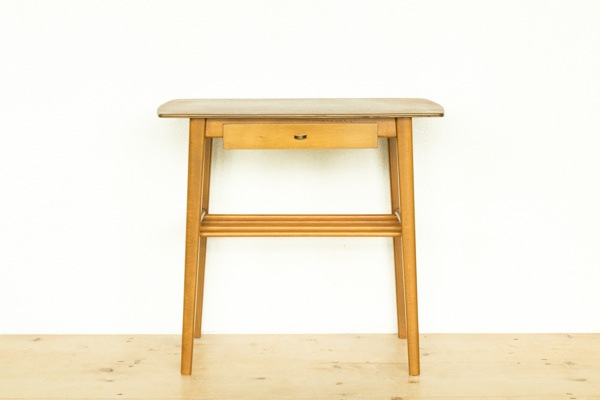 デンマーク製　ビンテージ サイドテーブル デンマーク ヴィンテージ サイドテーブル – studio MID