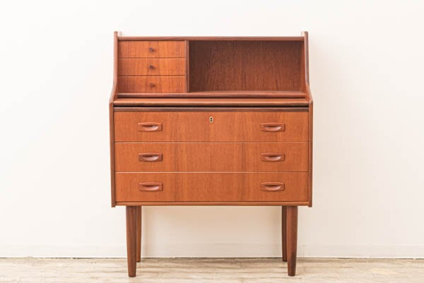 ヴィンテージ ライティングデスク　チーク色　〈デンマーク製〉 ヴィンテージ ライティングデスク チーク色 〈デンマーク製