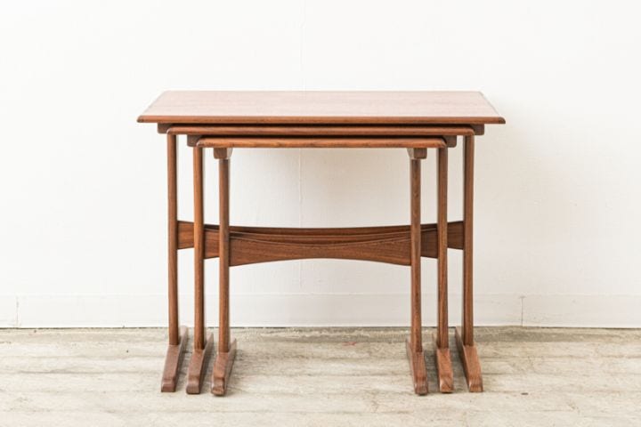 デンマーク Askman Jørgen Møller ビーチ材 ネストテーブル デンマークヴィンテージ ネストテーブル – TIME HYPE