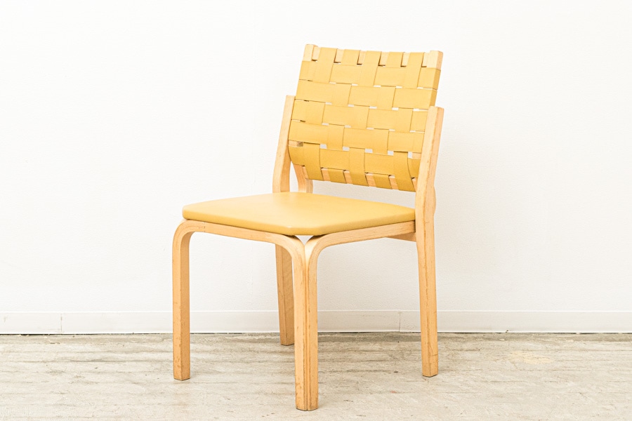 カウレザーラグ B アルヴァアアルト ミッドセンチュリー 北欧インテリア カウレザーラグ B アルヴァアアルト ミッドセンチュリー 北欧