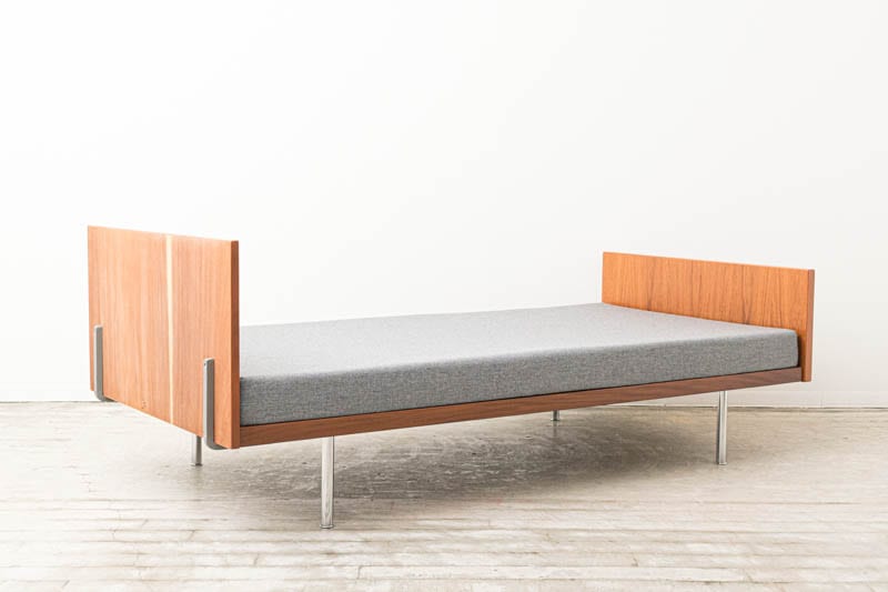 デンマーク 1960年代 ビンテージ ベッド チーク ウェグナー モーエンセン デンマーク 1960年代 ビンテージ ベッド チーク ウェグナー