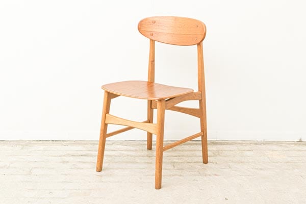 希少 デンマーク製　オールドビンテージ　ダイニングチェア　チーク材 New arrival】 ［デンマーク 70年代 ヴィンテージ チーク×オーク