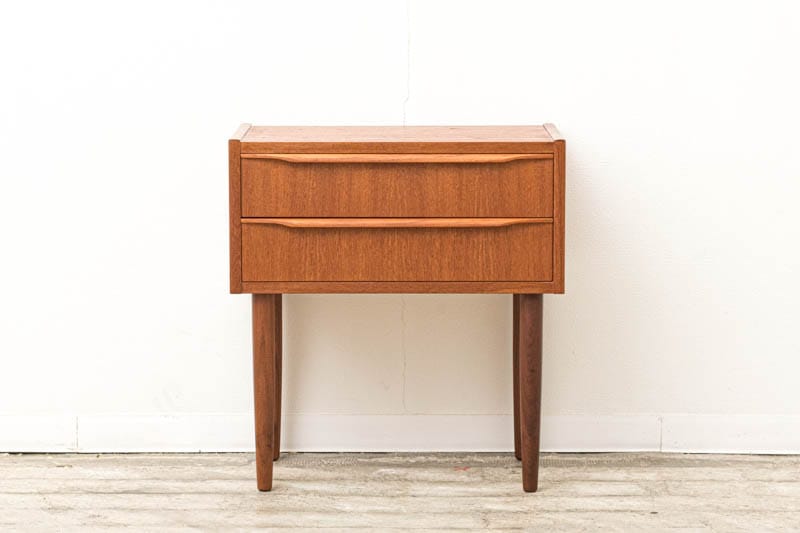 北欧ヴィンテージ　2段チェスト家具 ビンテージ北欧家具/デンマーク製/チェスト/チーク/2段引き出し+