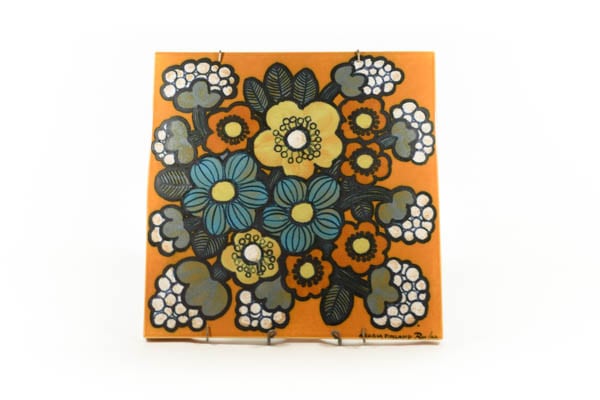 ARABIA　Art Department　Raija Uosikkinen　黄色い花のウォールプレート<br/>【#1110-noz8】