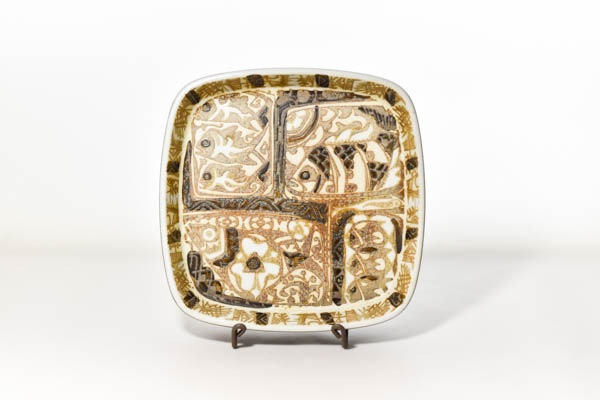 ROYAL COPENHAGEN Nils Thorsson BACA スクエアプレート(魚)【06-004noz1】