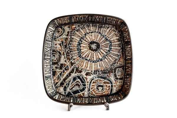 ROYAL COPENHAGEN Nils Thorsson BACA スクエアプレート(花)