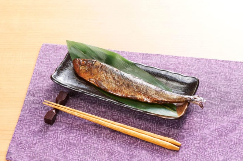 【ご飯のお供】<br>鰯の山椒煮 1尾（千葉県産 骨まで柔らか 惣菜 おかず いわし 姿煮）