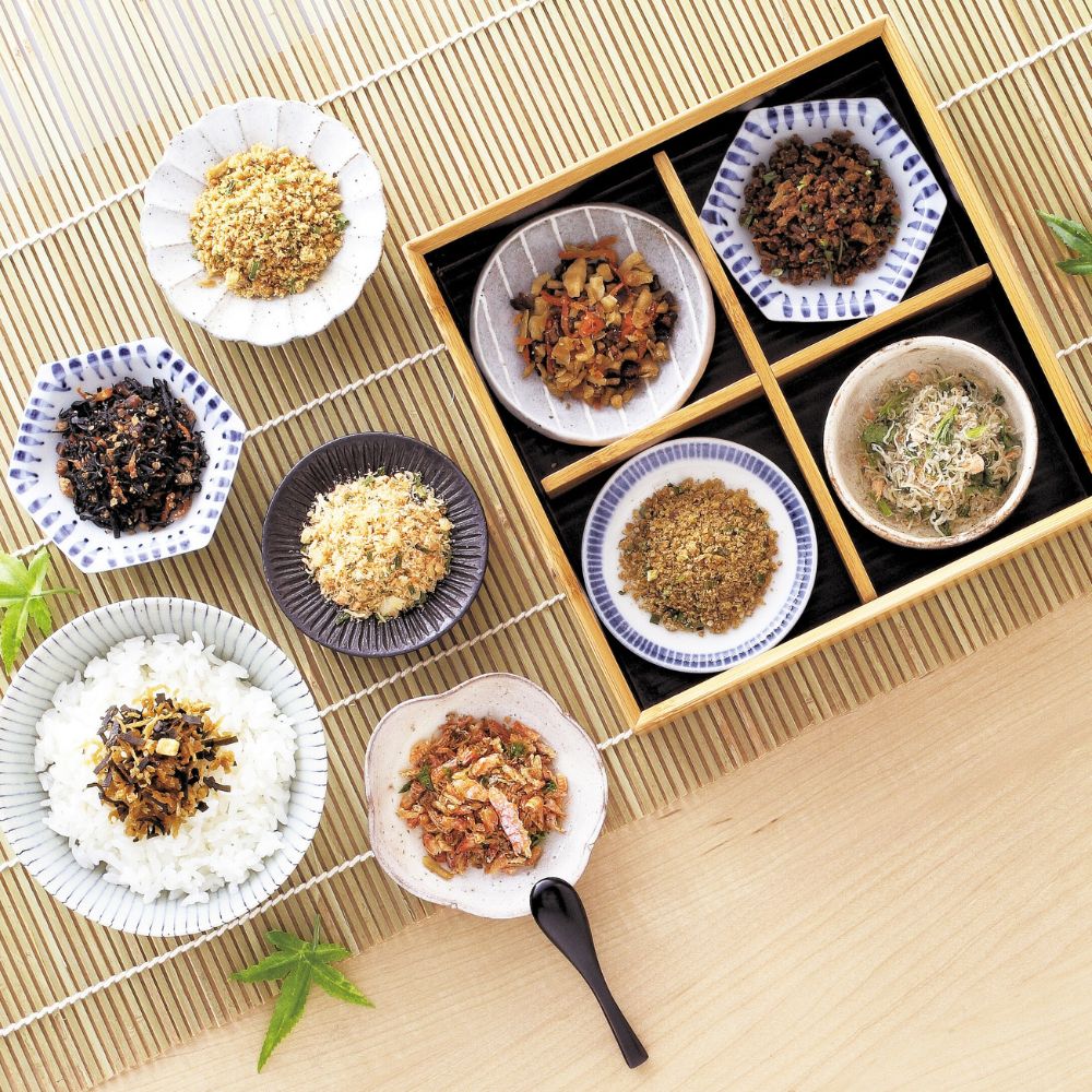 百花繚乱サムライガールズ　和紙風缶バッジ　全18種　コンプリートセット Amazon.co.jp: 百花繚乱 サムライガールズ 第六巻 [Blu-ray] : 悠木碧