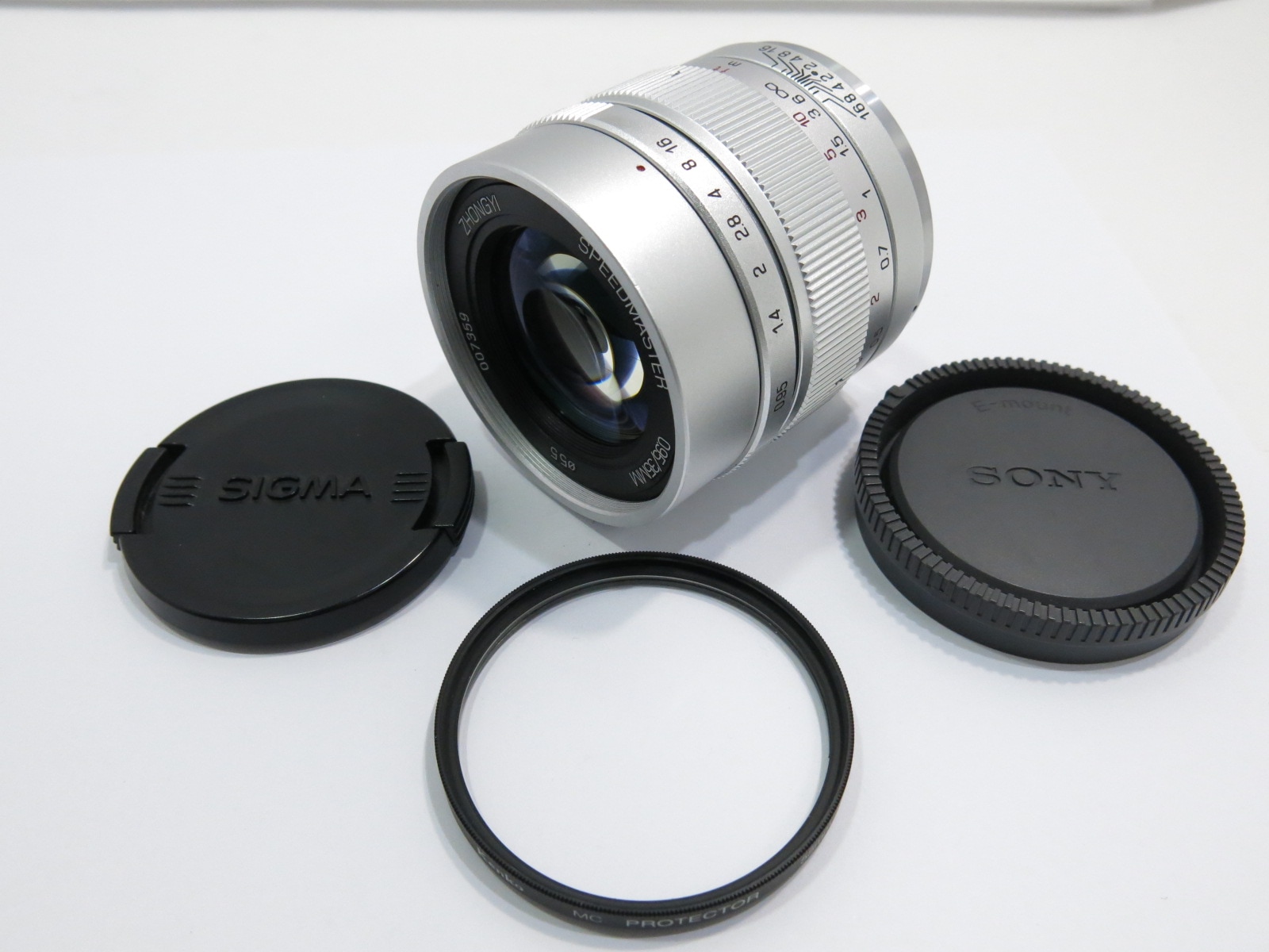 中一光学 ZHONGYI SPEEDMASTER 35mm F0.95 Ⅱ Sony Eマウント [管QS953 