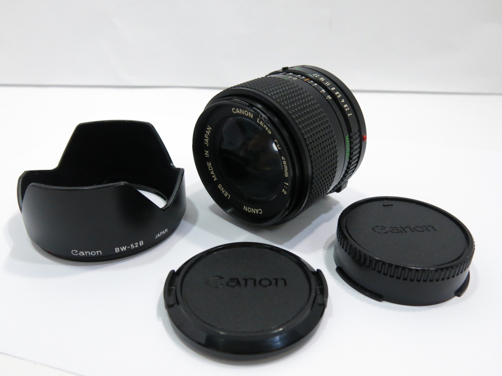 WEB限定お買い得商品の新着アイテム 28mm FD NEW 】Canon 中古現状品 F2 キヤノン フード付 BW-52B その他
