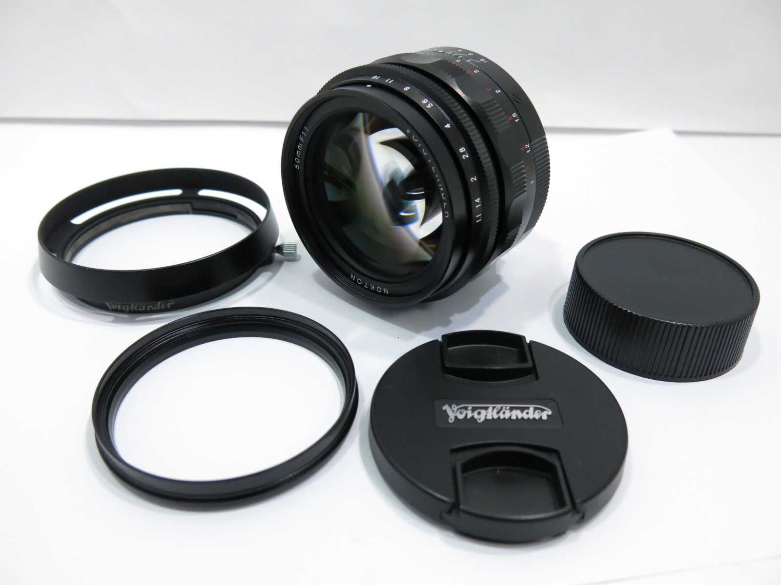 706Voigtlander NOKTON 50mm f1.1 Mマウント Voigtlander Nokton 50mm f1.1 Leica M Mount Prime Lens [EXC+]