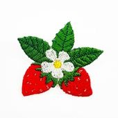 丹波屋栃木銘店＆itotoコラボ商品　ブローチ　いちご