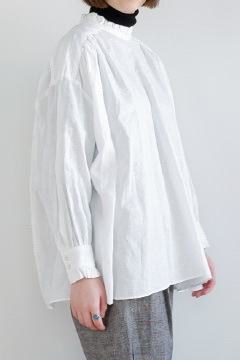 20%OFF】オオカミとフクロウ オオカミとアオくちばしのナタリー